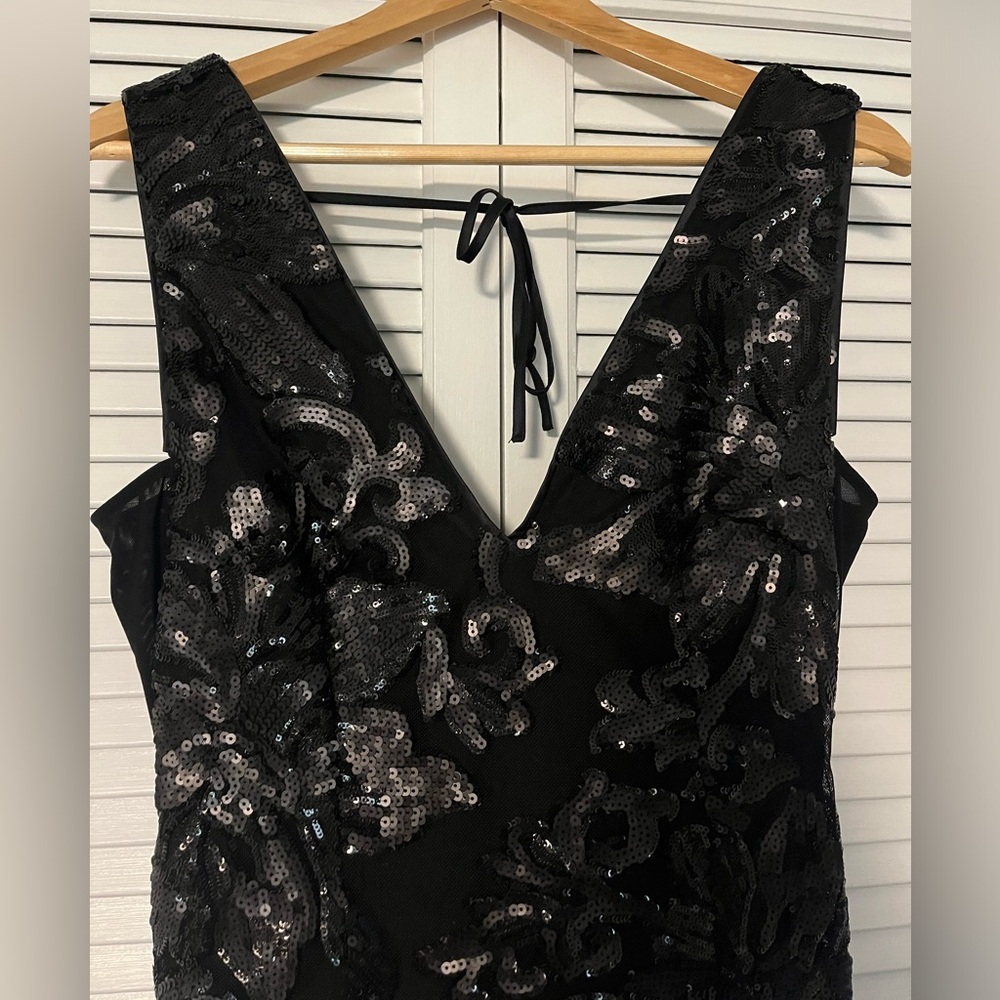 bebe Black Floral Sequin Sleeveless Cocktail Party NYE Dress - Picture 3 of 8